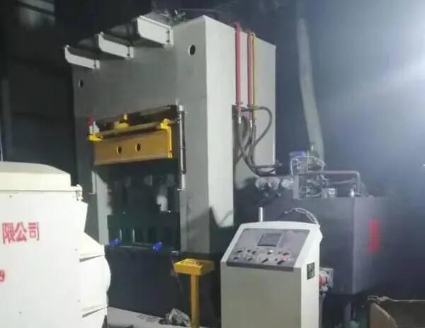 塑料托盤模壓成型液壓機(jī)